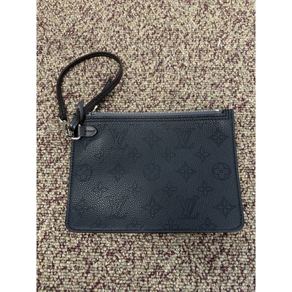 Louis Vuitton Girolata Mahina Leather Black Monogram Bucket Bag Tote Drawstring - Picture 9 of 16